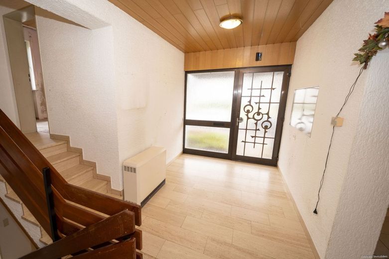 Gemütliches Einfamilienhaus in kleiner Nebenstraße von Dorf im Warndt – Eingangsbereich