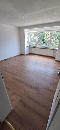 Appartement de 4 pièces avec balcon à Wilhelmshaven Mitte – Foto 2