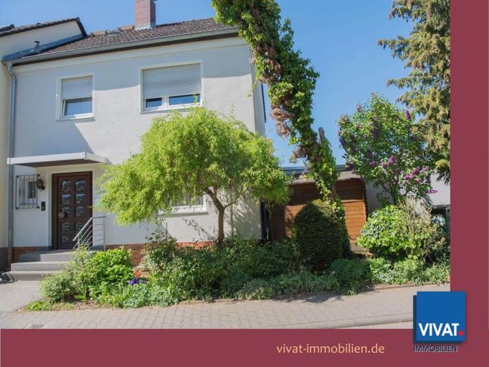 Attraktives REH mit schönem Garten und Garage in guter, ruhiger Wohnlage von Nieder-Eschbach. – Foto 1
