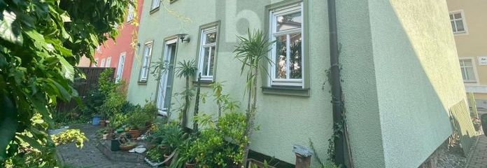 TOP E-WERTE, SEHR GEPFLEGT, ZENTRALE LAGE
