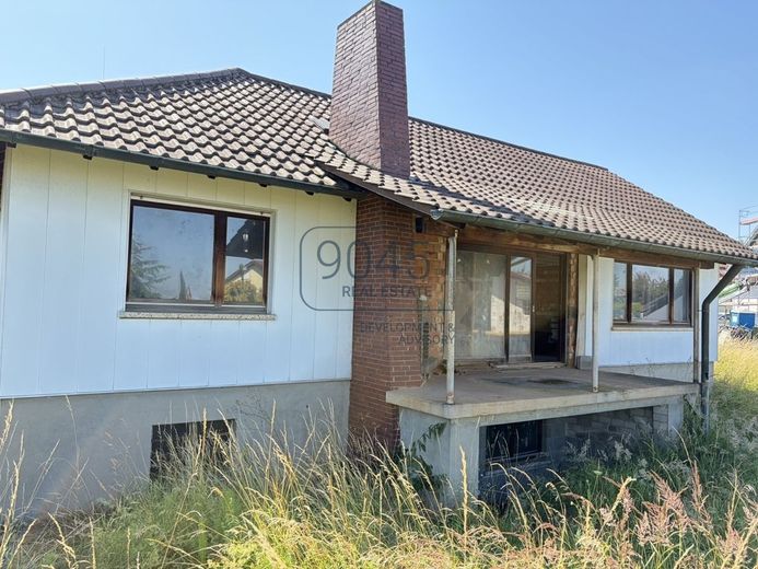 Attraktives Baugrundstück mit Bestandsgebäude in Bestlage von Malsch – Attraktives Baugrundstück mit Bestandsgebäude in Bestlage von Malsch