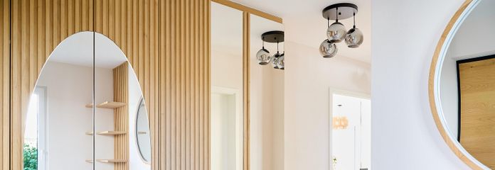 Diele mit Schreiner Einbauten