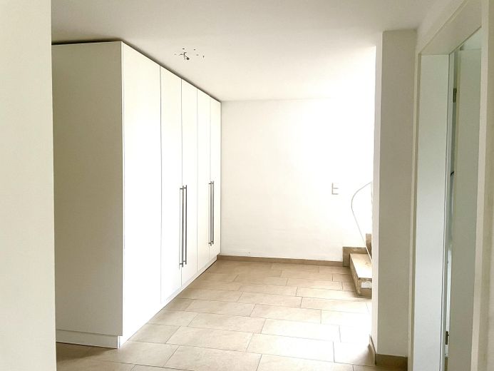 Stauraum im Flur im UG