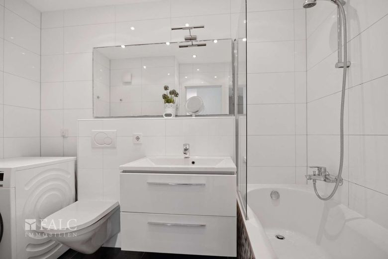Mehr Raum. Mehr Möglichkeiten. – Badezimmer