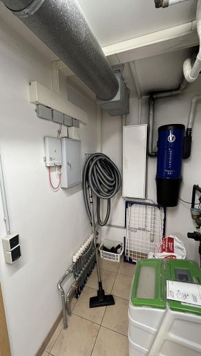 Technik UG - Staubsaugeranlage