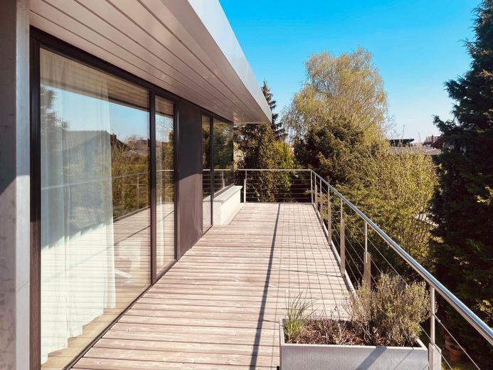 Balkonterrasse im OG