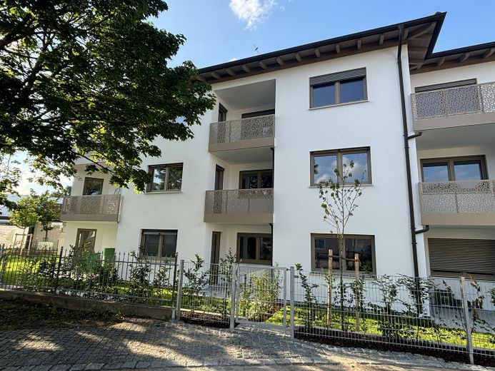 Neubau von 2024, 3-Zimmer-Wohnung mit 150 qm Garten,  Aufzug, TiGa, – Foto 6