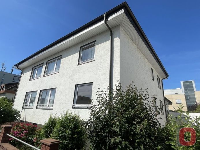 Mehrgenerationenhaus – 205 m² Hauptwohnung + 2 weitere Wohnungen - Aufgeteilt nach WEG – Foto 1