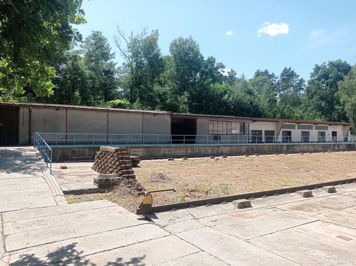 Kl. Halle - Gesamt ca. 650 m²
