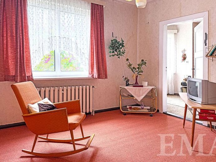 Son derece sağlam inşa edilmiş, kısmen yenilenmiş – Geleceğe yönelik eviniz – Fotoğraf 1