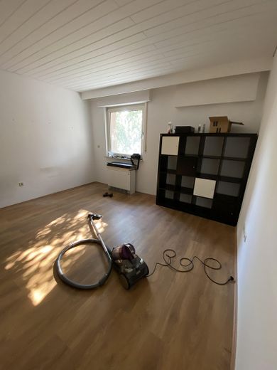 Schöne 3 Zimmer Wohnung – Kinderzimmer