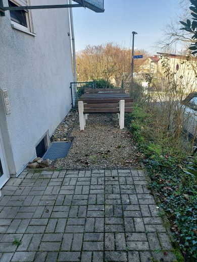 H10 OG rechts – Vor der Haustüre