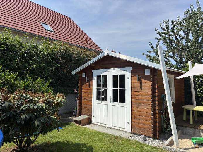 Modernes Einfamilienhaus mit Pool und Keller mit separatem Zugang – फोटो 8
