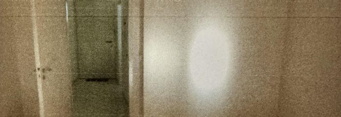 Wohnraum und Eingangsbereich