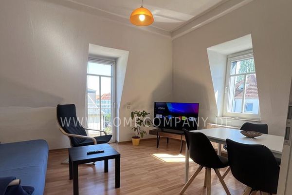 26193 HomeCompany Dresden सुसज्जित/फर्निश्ड 2-कमरों वाला बालकनी युक्त अपार्टमेंट, Dresden-Leuben में, अधिकतम 4 व्यक्ति