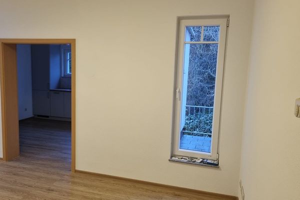 Helle barrierefreie 4-Zimmerwohnung in zentrale Lage in Bad Vilbel  / 7 Minuten zur S-Bahn
