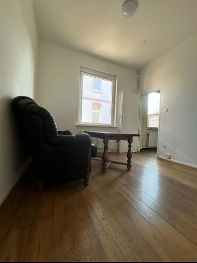 Durchgangszimmer EG 1