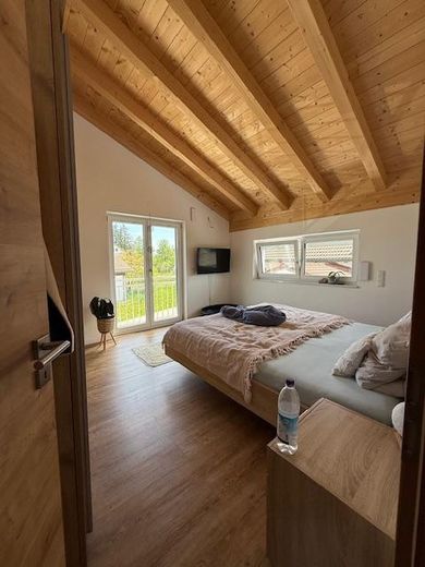 OG Schlafzimmer 2