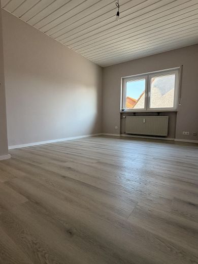 Modernisierte 4,5-Zimmer-Wohnung 126,5 m² mit Balkon in Römerberg - Mechtersheim – Foto 9