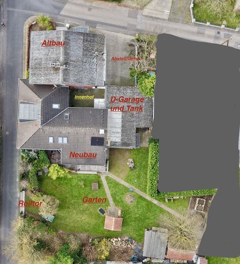 Freistehendes Einfamilienhaus mit Einliegerwohnung – Übersicht