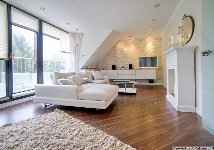 Möblierte Maisonettewohnung mit Balkonterrasse, Klimaanlage und Gästezimmer, PKW-Stellplatz möglich – e8683a8a8fc7570abbf0d75053d74d18a4a9abb8.jpg