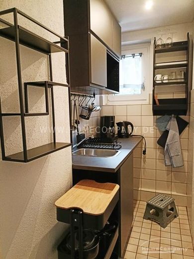 Südstadt, jasne umeblowane mieszkanie 1-pokojowe w dobrej lokalizacji – 30fee3923af9f0385f0b9038b4de6724a629361f.jpg