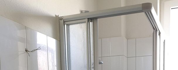 Vorderhaus EG Bad