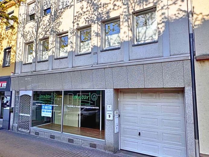 Wohn- und Geschäftshaus, zentrale Lage von Dillingen, rund 528m² Gesamtfläche – Foto 1