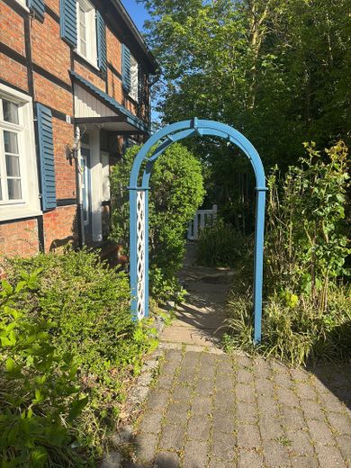 Weg in den Garten