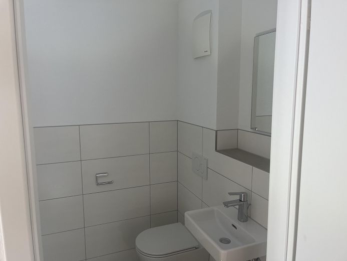 Neubauwohnung in Wurmlingen-Erstbezug – Gäste WC