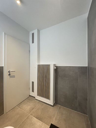 Renovierte teil- oder vollmöblierte Wohnung in der City, 5 Minuten zum Bahnhof – Foto 7