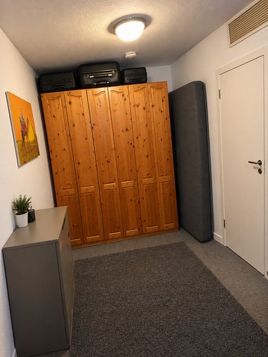 Kapitalanlage in Hannover-Mittelfeld – vermietete 2,5-Zimmer-Wohnung mit Aufzug – Arbeitszimmer / Kinderzimmer