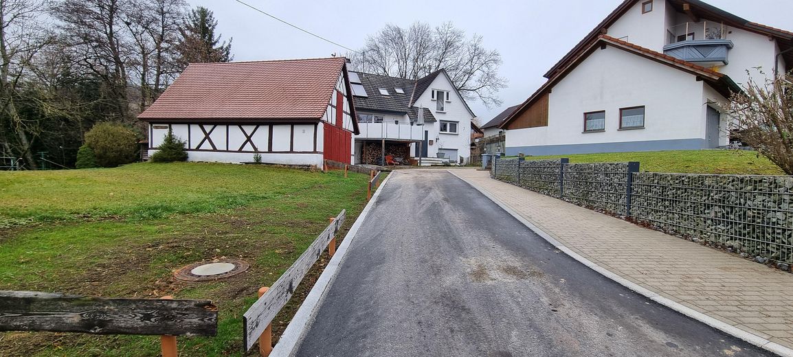Baugrundstück erschlossen, mit vorhandener großen Garage u. kleiner Werkstatt – Foto 21