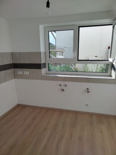 Traumhafte moderne 2-Zimmer Wohnung mit HWR und großer Terrasse – Foto 10