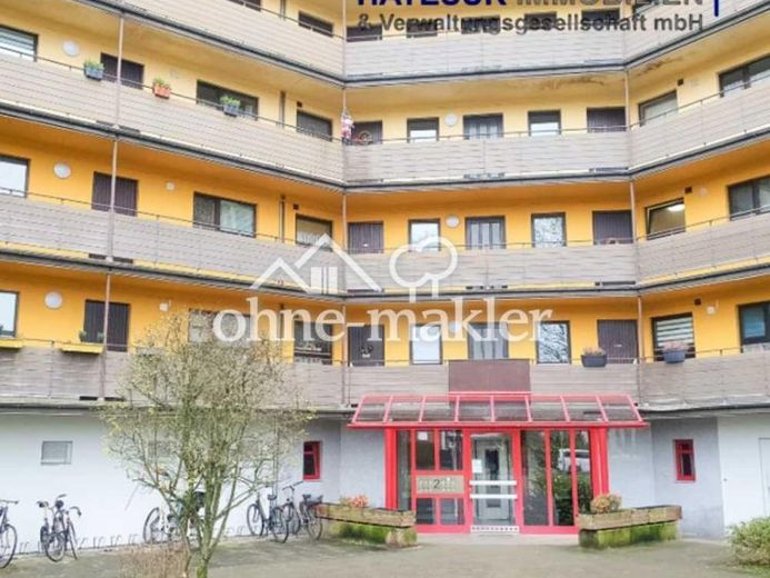 Provisionsfreie Helle 3 Zimmer Wohnung mit Balkon & Fahrstuhl in Nienburg – Foto 1