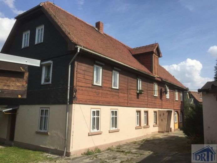 Charmantes denkmalgeschütztes Umgebindehaus mit großzügigem Grundstück – फोटो 1
