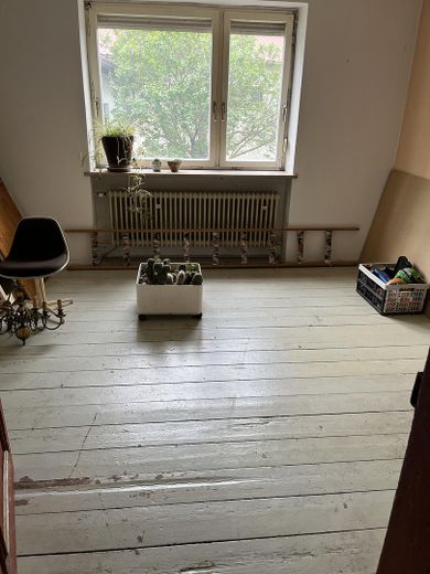 Büro EG