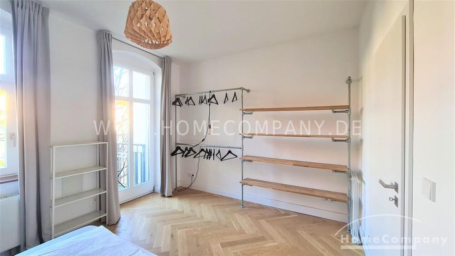 22888G HomeCompany Dresden Amueblado/Furnished apartamento de diseño de 1,5 habitaciones con balcón en Dresden-Pieschen máx. 2 personas – b4c3ad8c521cead989f39a1395289ebe91df0575.jpg