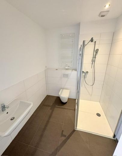 ERSTBEZUG 145qm Familienfreundliche Neubauhaus mit 2 Stellplätzen nähe U2 Röthenbach – Foto 29