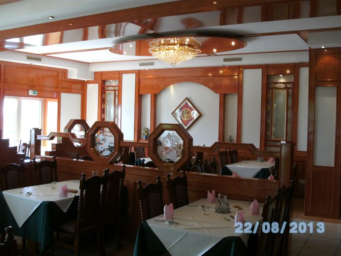 Residential and commercial building, detached restaurant in a secluded location for sale – Photo 12