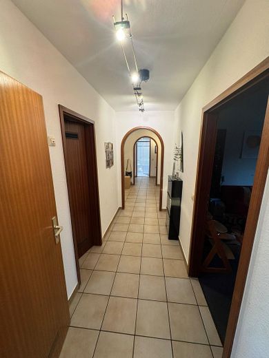 Büroetage OG mit Wohnung darüber 1,OG von Privat zu vermieten – Foto 6