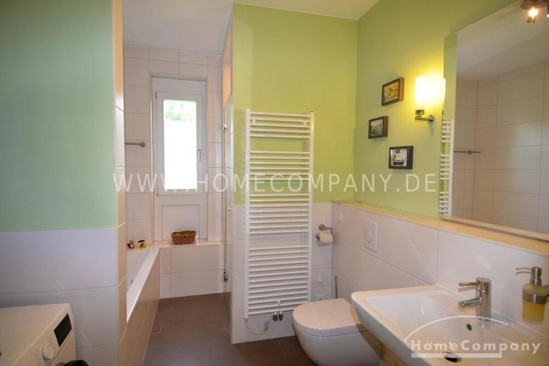 Lichtdurchflutete, große 2-Zimmer-Wohnung in Mitte, möbliert – 68a691ad63d862d62c21514fa509fa444fc33087.jpg