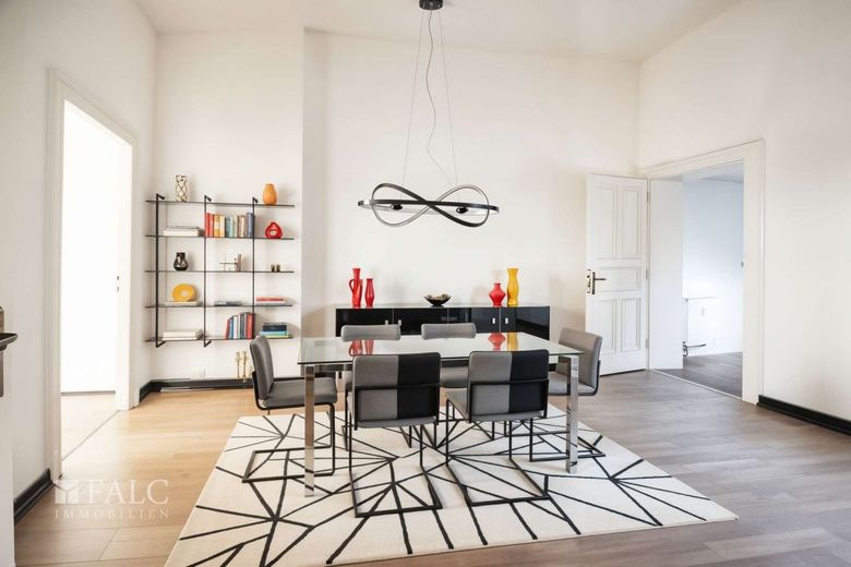 Ein Zuhause mit Ausblick und Charakter – Esszimmer (KI generiert)