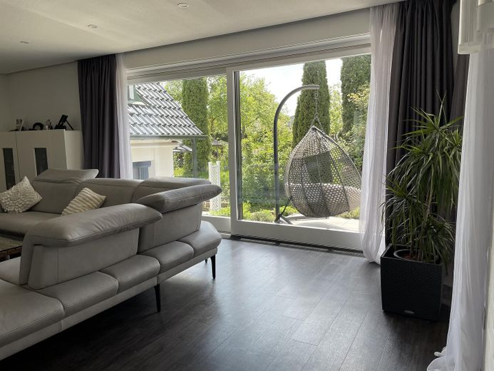 Elegantes Haus mit zwei Einliegerwohnungen, provisionsfrei – Foto 13