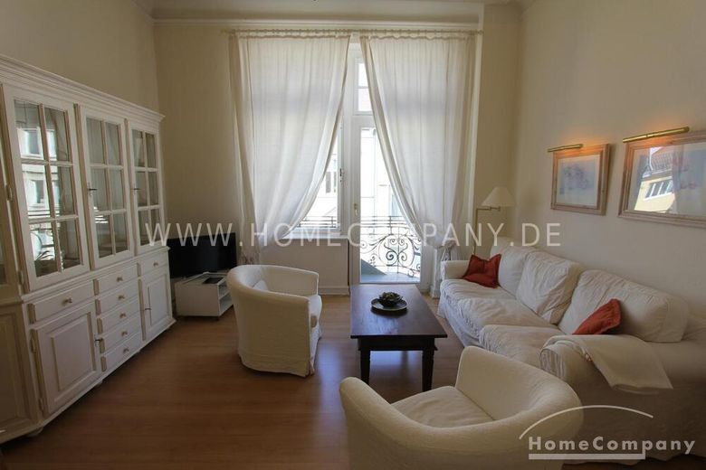 Piccolo appartamento elegante in una splendida villa Art Nouveau – 9bad6e149f1f65fcc230e8b6827299eed7697960.jpg