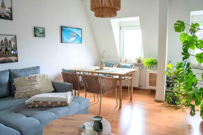 helle 3-ZKB in Neckarau mit Balkon – WG-tauglich – Zimmer