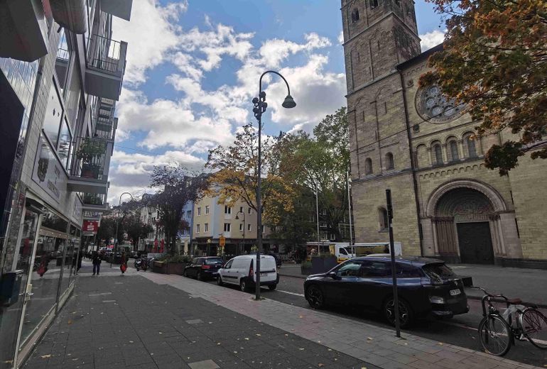 Charmantes ruhiges Appartement in bester Lage voll ausgestattet – Lage / Umgebung