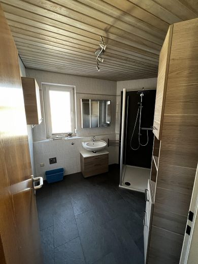 Helle 3-Zimmer-Wohnung in Nähe zum Bahnhof Mering – Bad