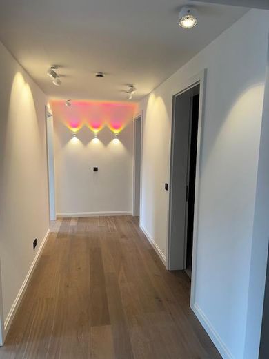 Luxuriöse Maisonettewohnung im Lehel – Flur