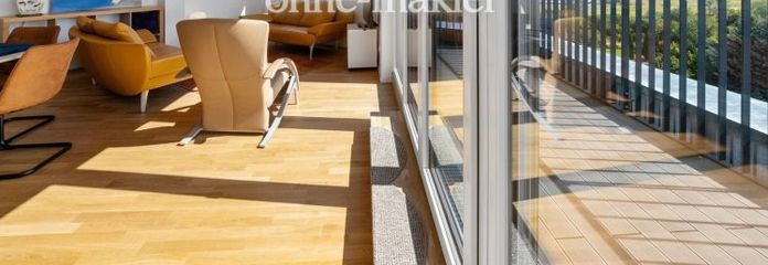 Light, Space & Privacy: Like-New 3-Room Apartment Above the Rooftops of Schönefeld